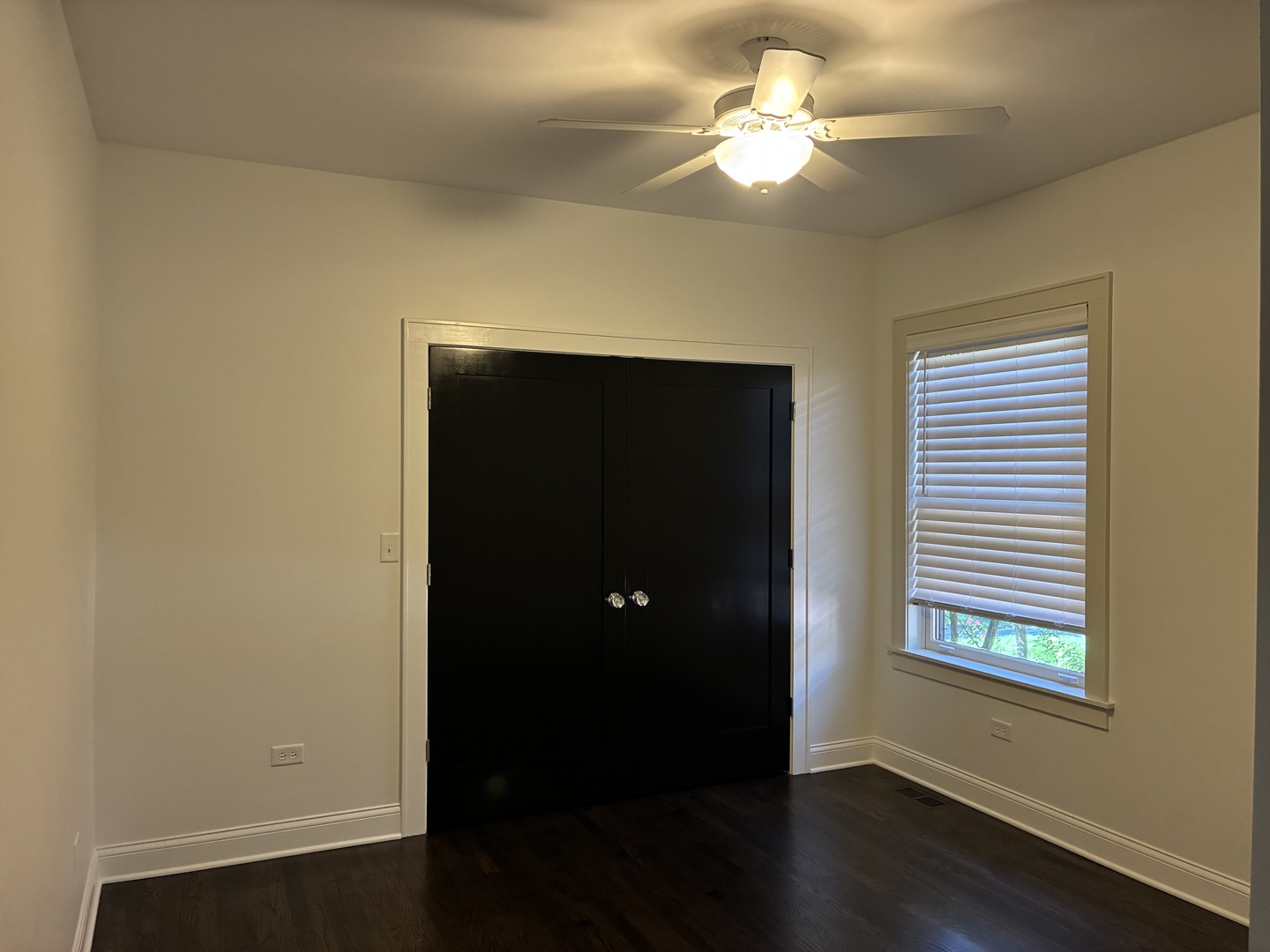 10611 S Claremont Avenue Property Photo 6