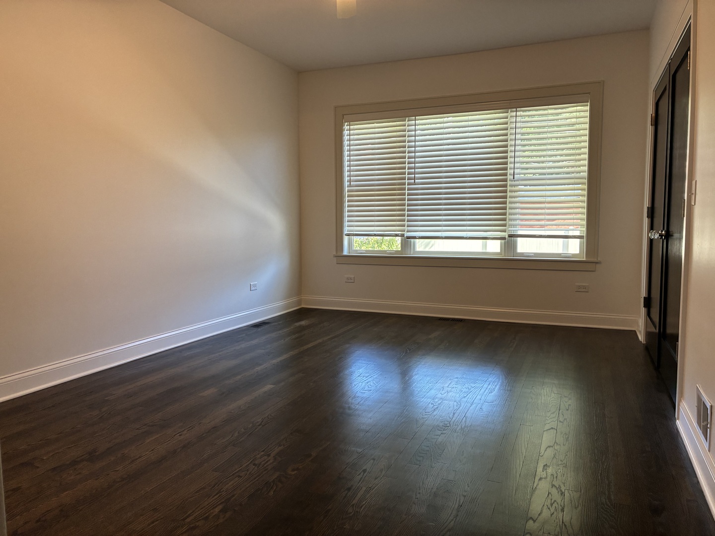 10611 S Claremont Avenue Property Photo 8