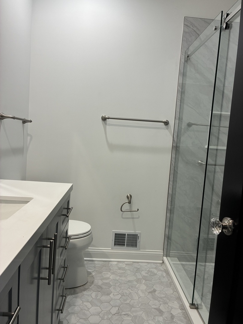 10611 S Claremont Avenue Property Photo 9