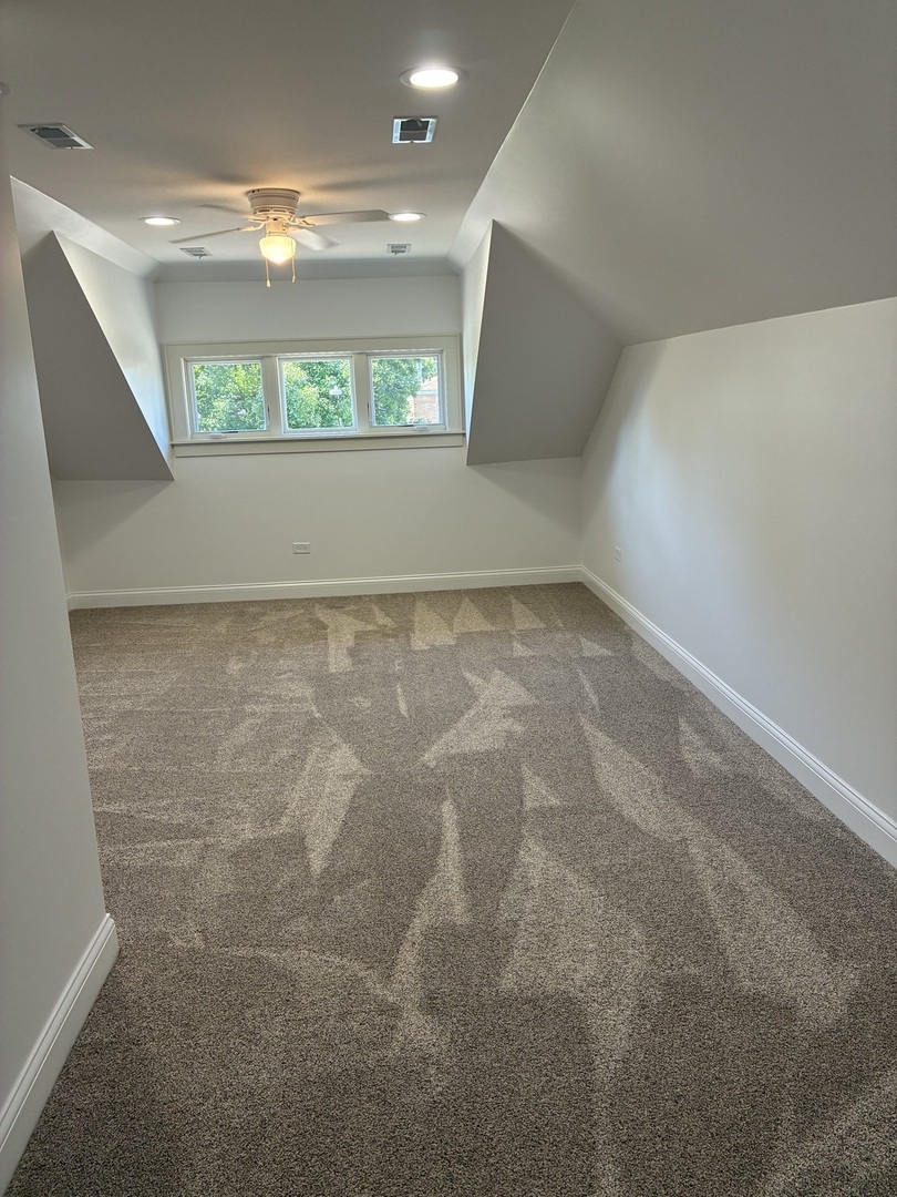 10611 S Claremont Avenue Property Photo 13