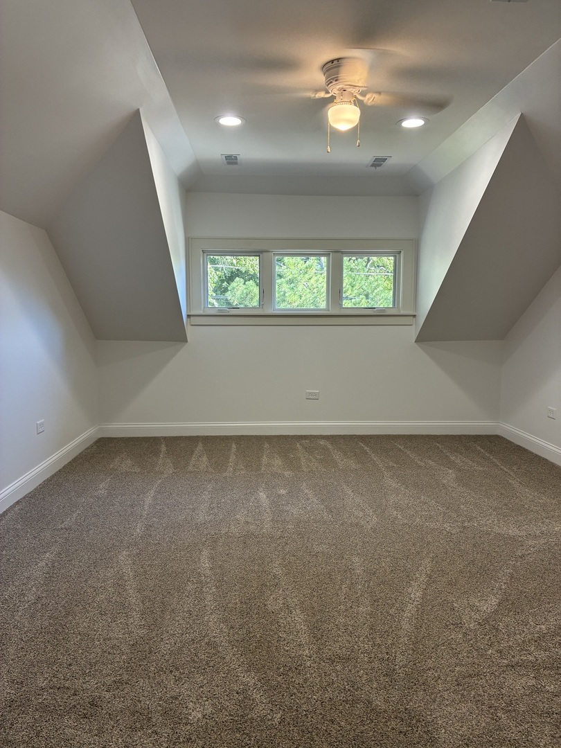 10611 S Claremont Avenue Property Photo 15
