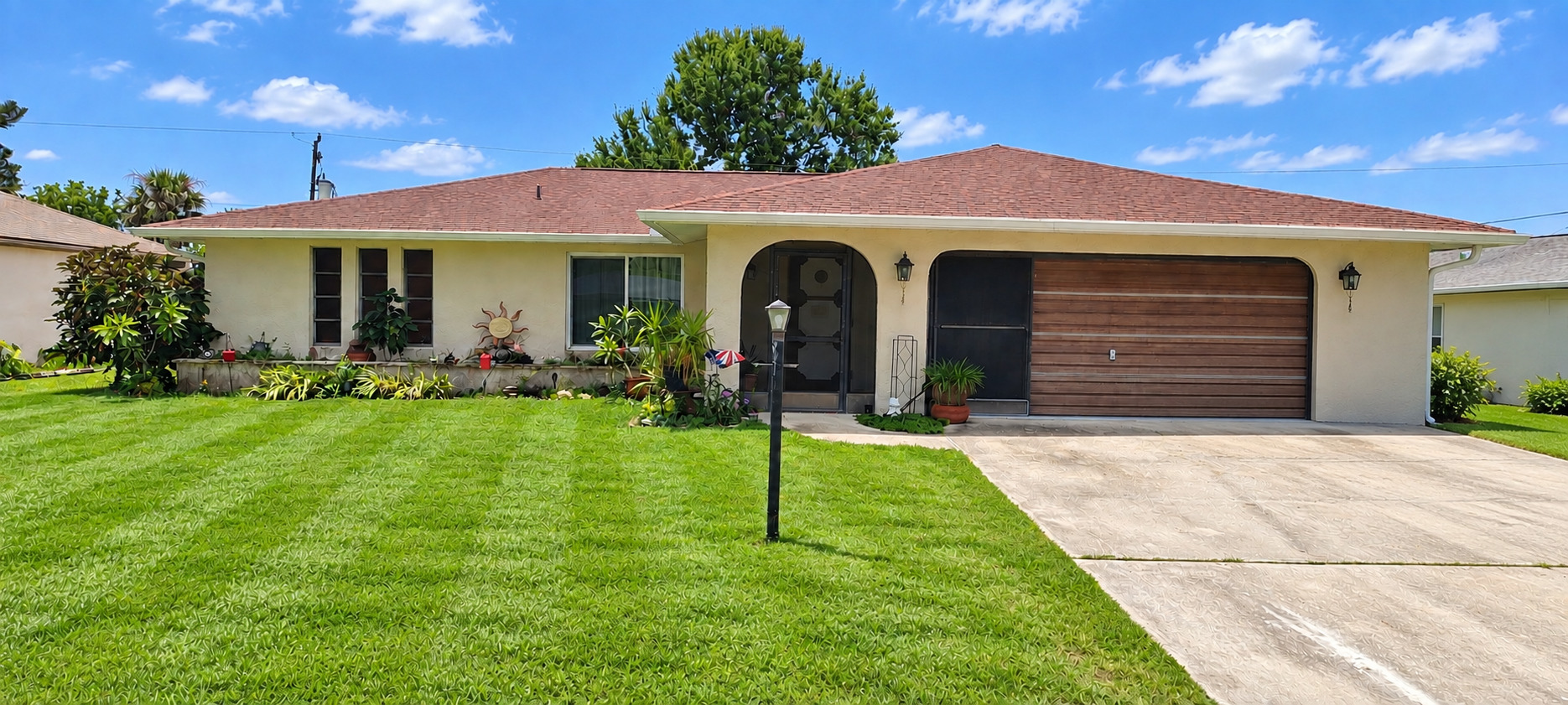 22199 Lancaster Avenue Property Photo 1