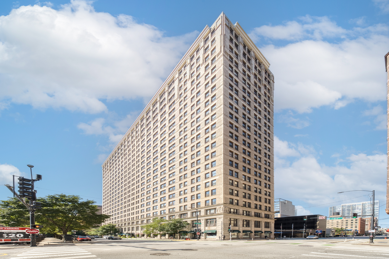600 S Dearborn Street 314 Property Photo 1