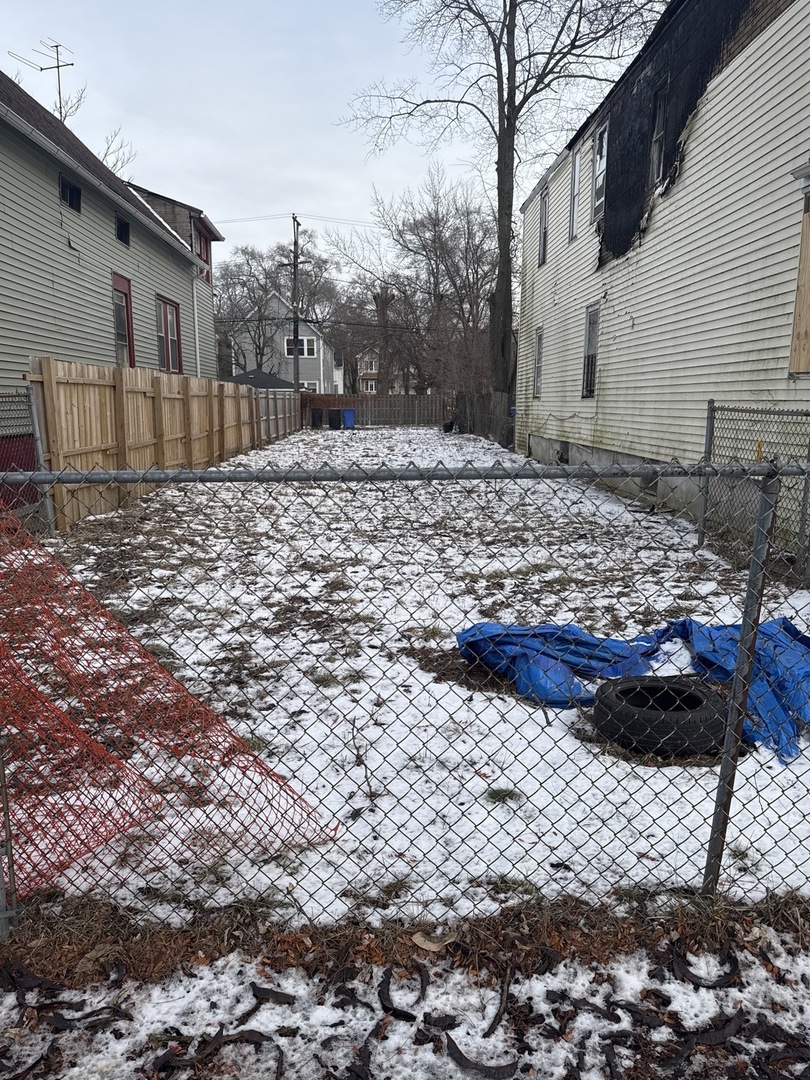 12017 S Wallace Street Property Photo 3