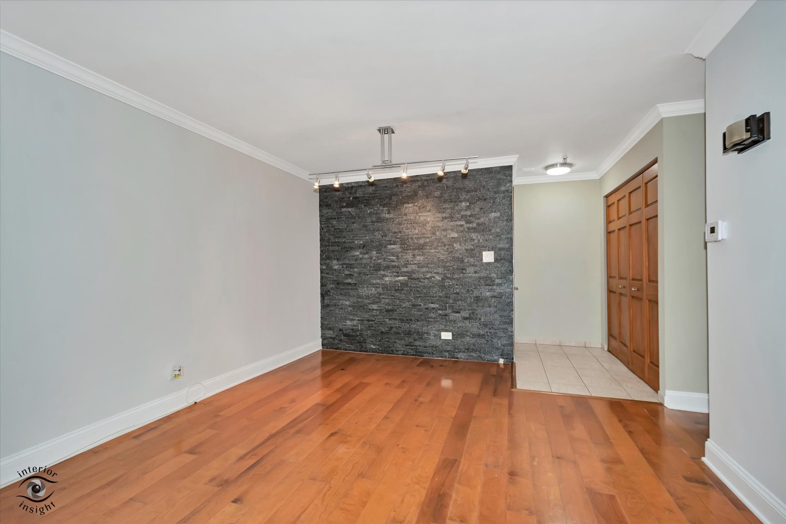 1400 N Elmhurst Road 119 Property Photo 4