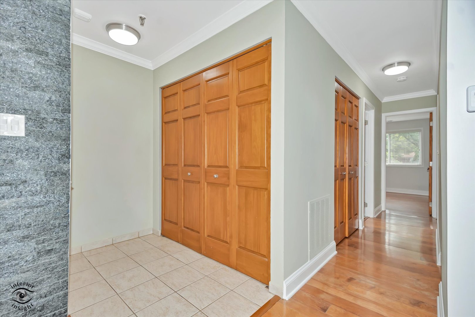 1400 N Elmhurst Road 119 Property Photo 7