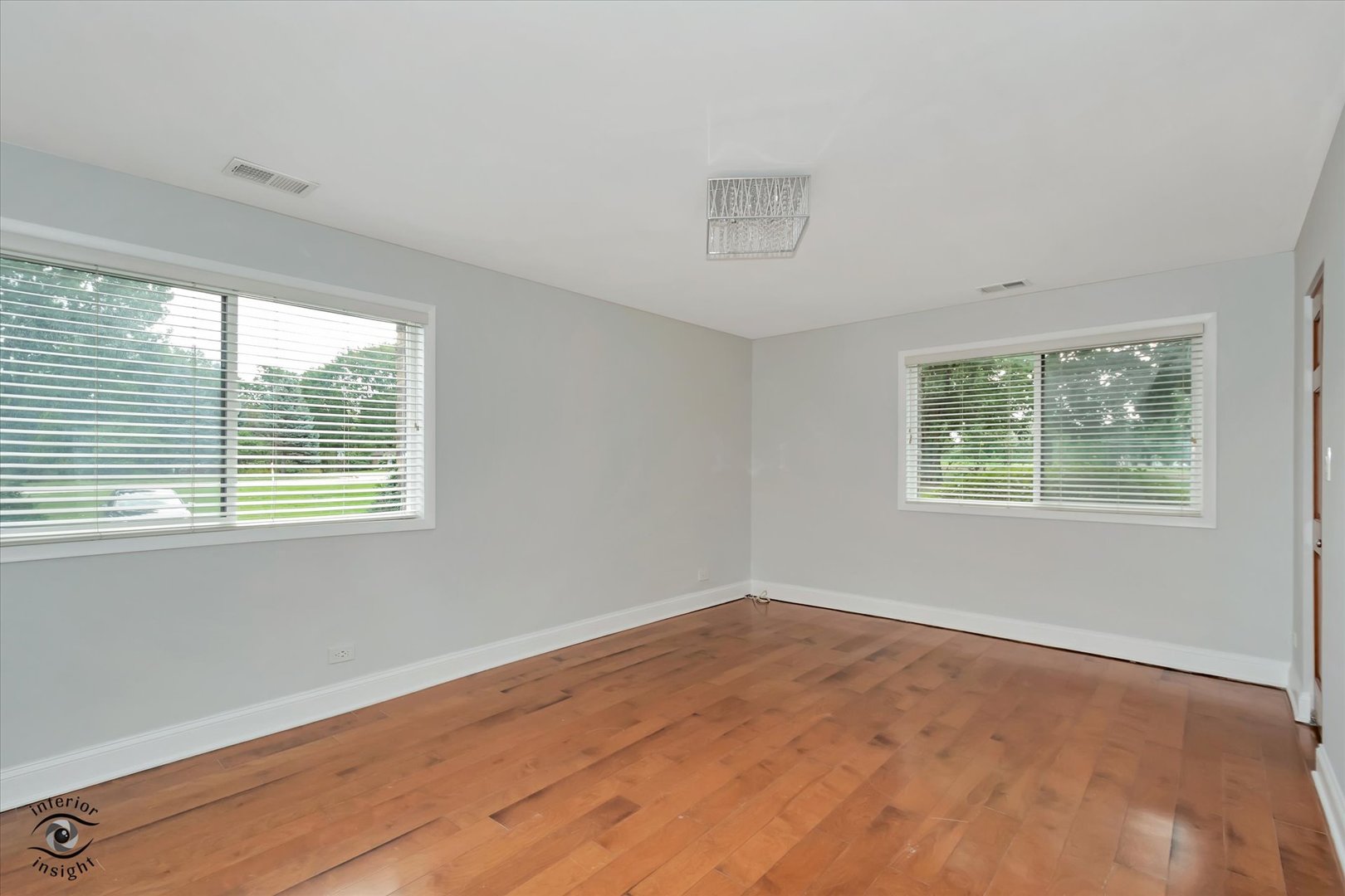 1400 N Elmhurst Road 119 Property Photo 17