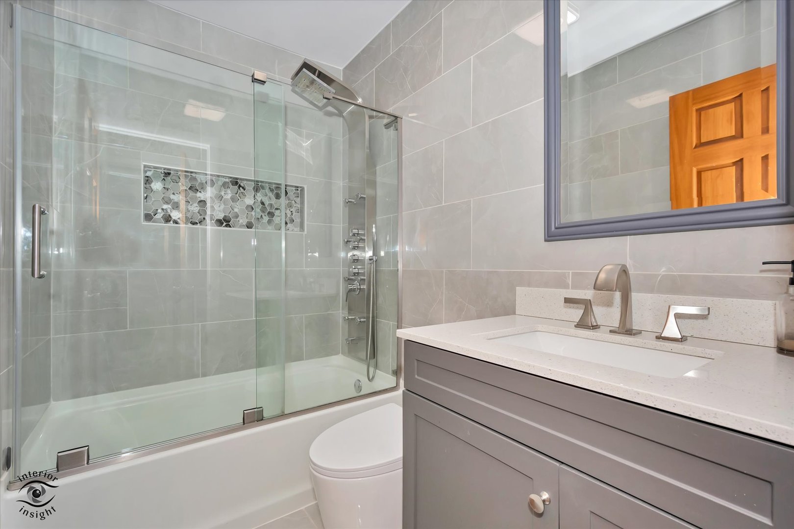 1400 N Elmhurst Road 119 Property Photo 19