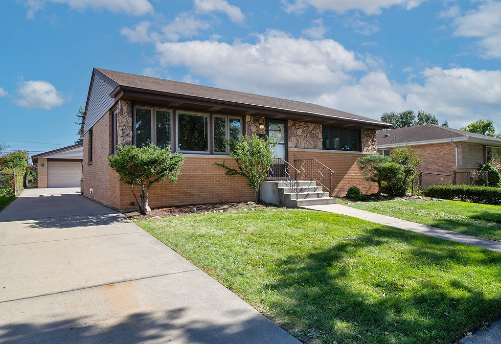 12775674 Property Photo 1