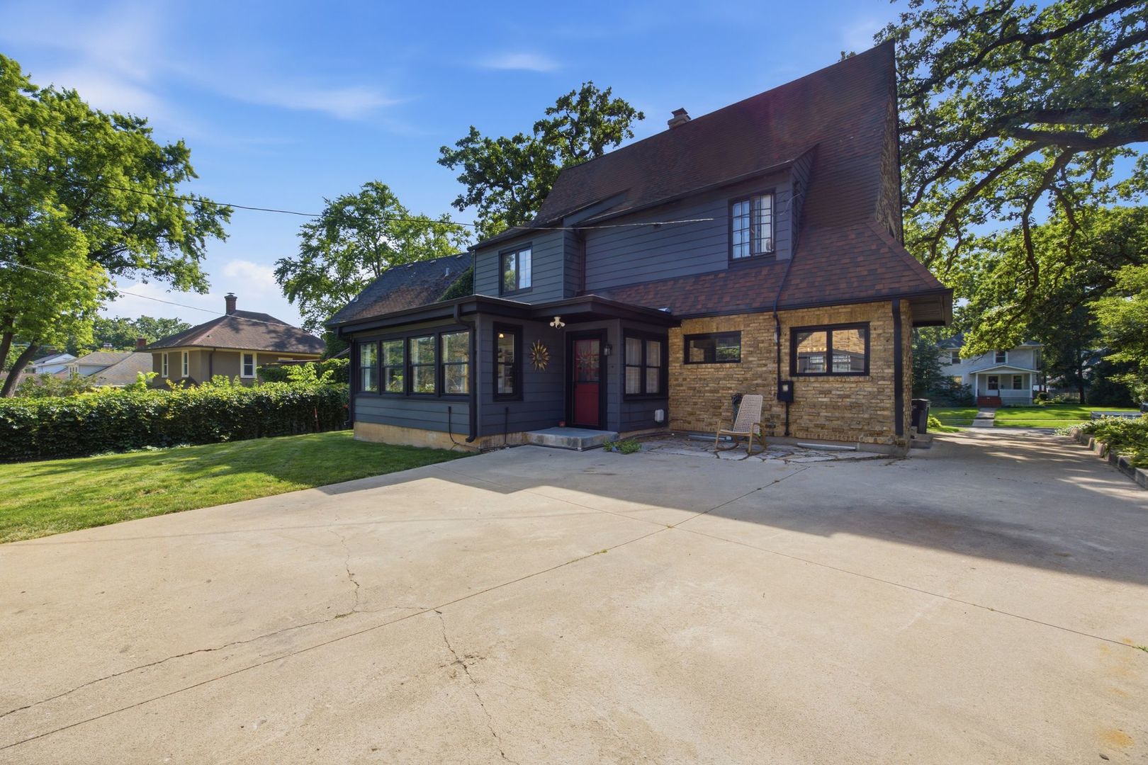 41 Hamilton Avenue Property Photo 3