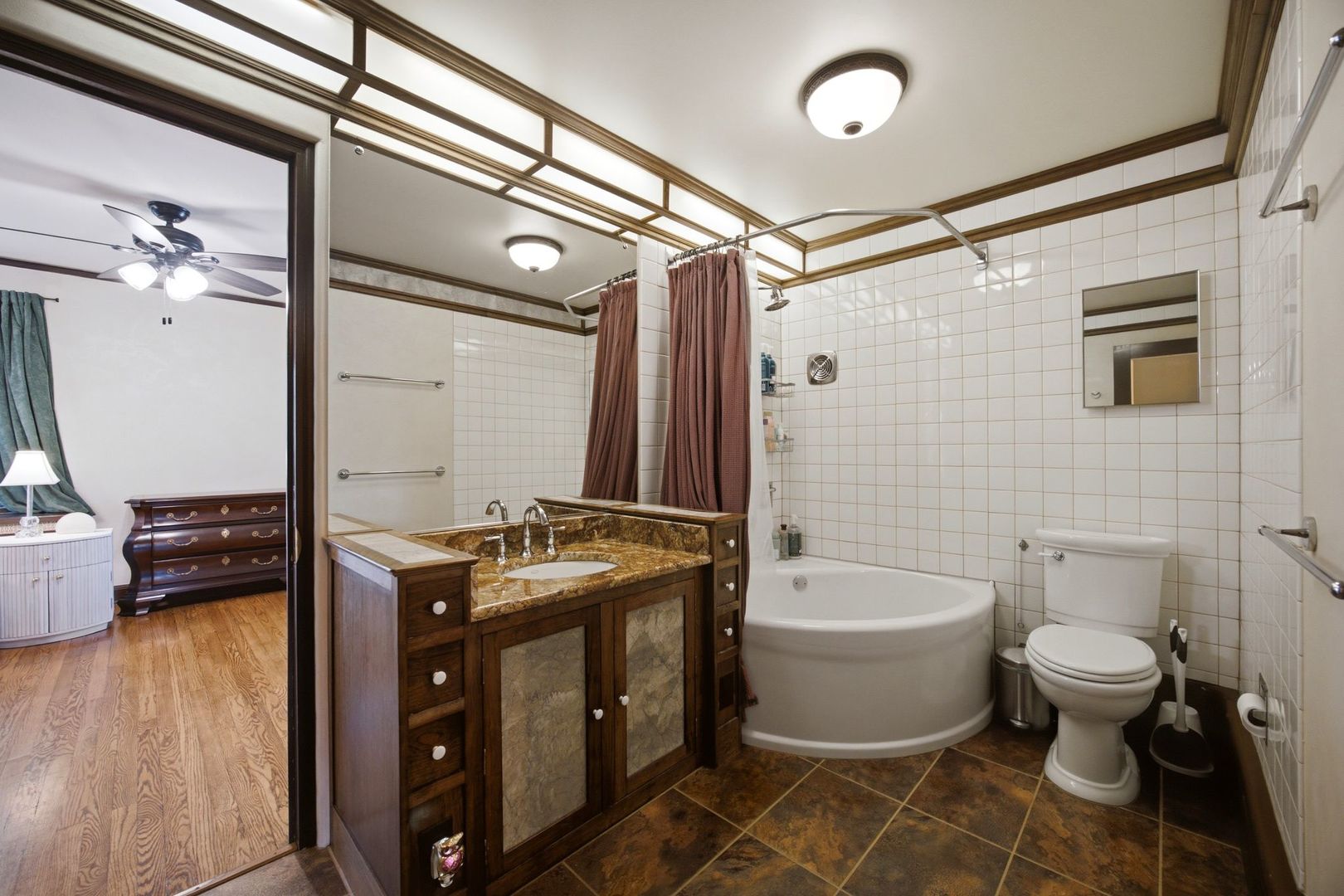 41 Hamilton Avenue Property Photo 39