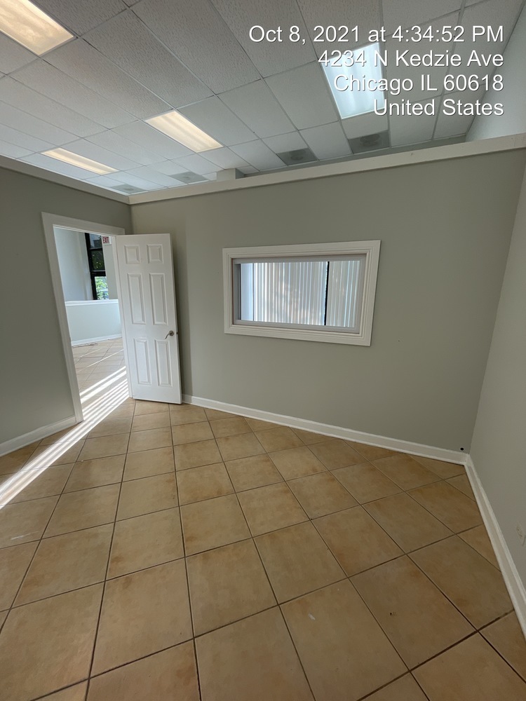 4235 N Kedzie Avenue Property Photo 5