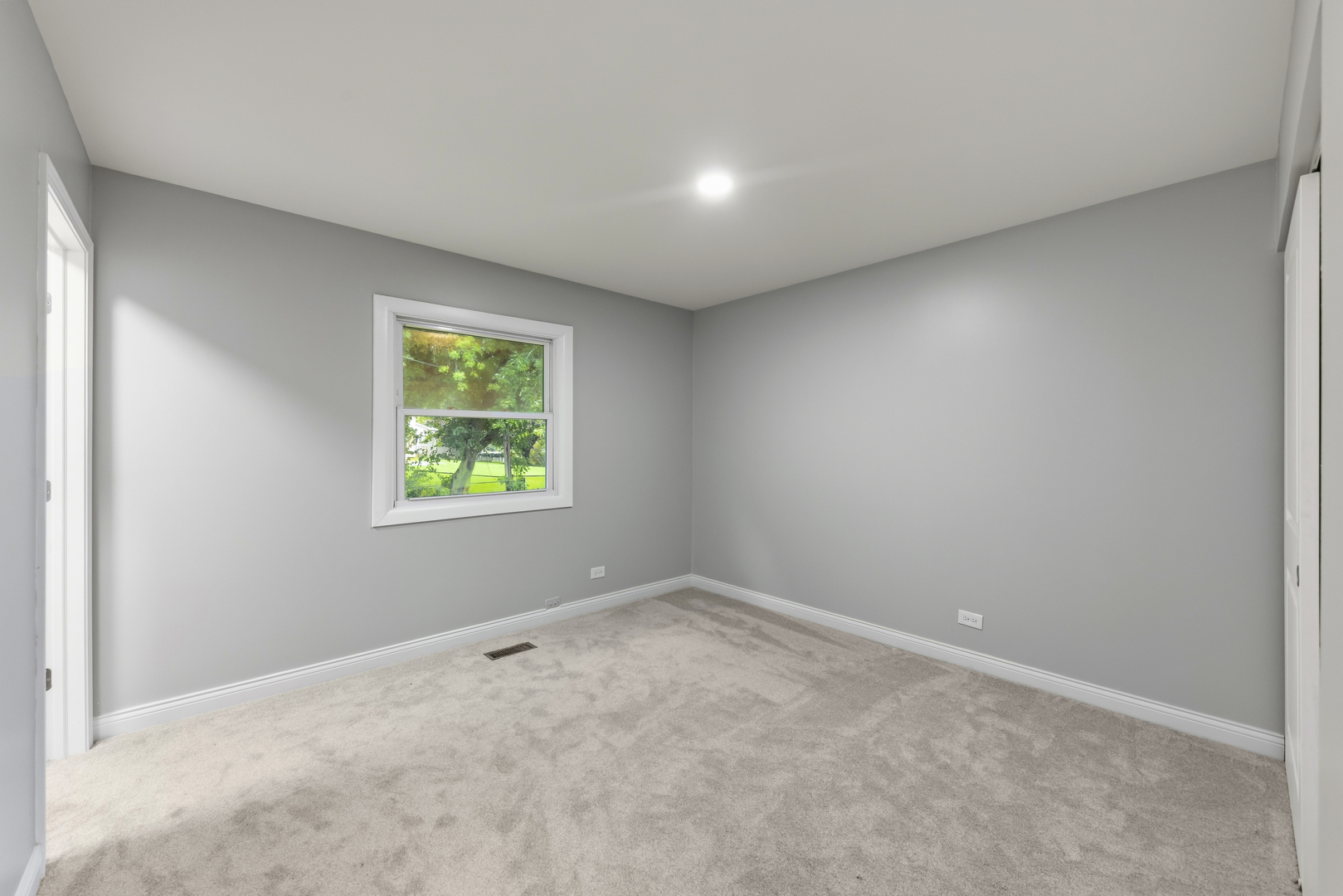 7795 Sherwood Circle Property Photo 16