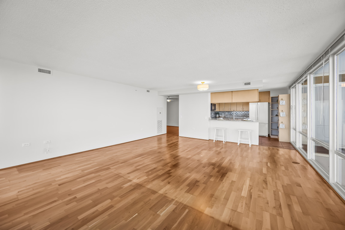 800 Elgin Road 1403 Property Photo 6