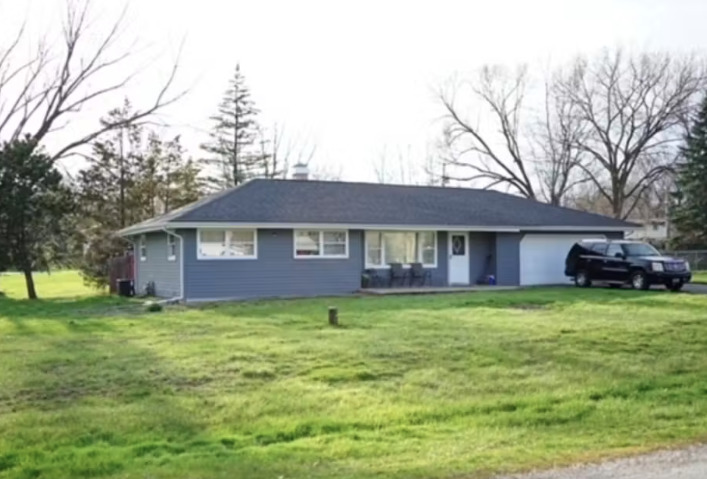 2n418 Amy Avenue Property Photo 1