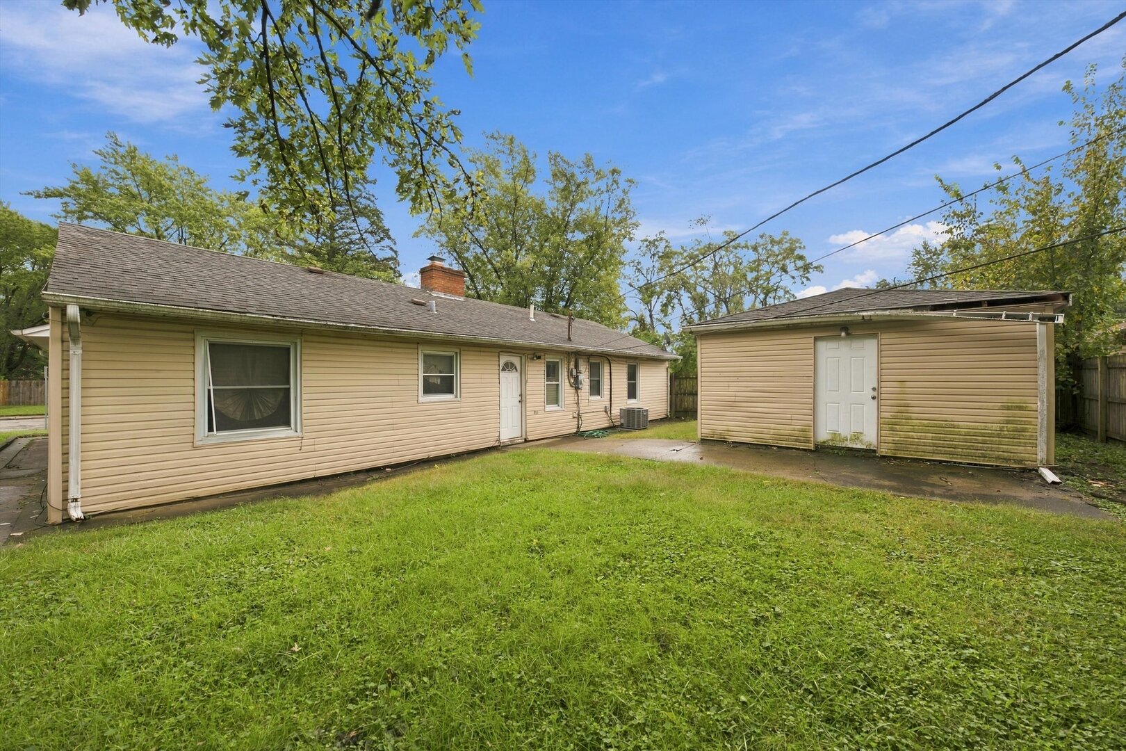 395 Oswego Street Property Photo 18