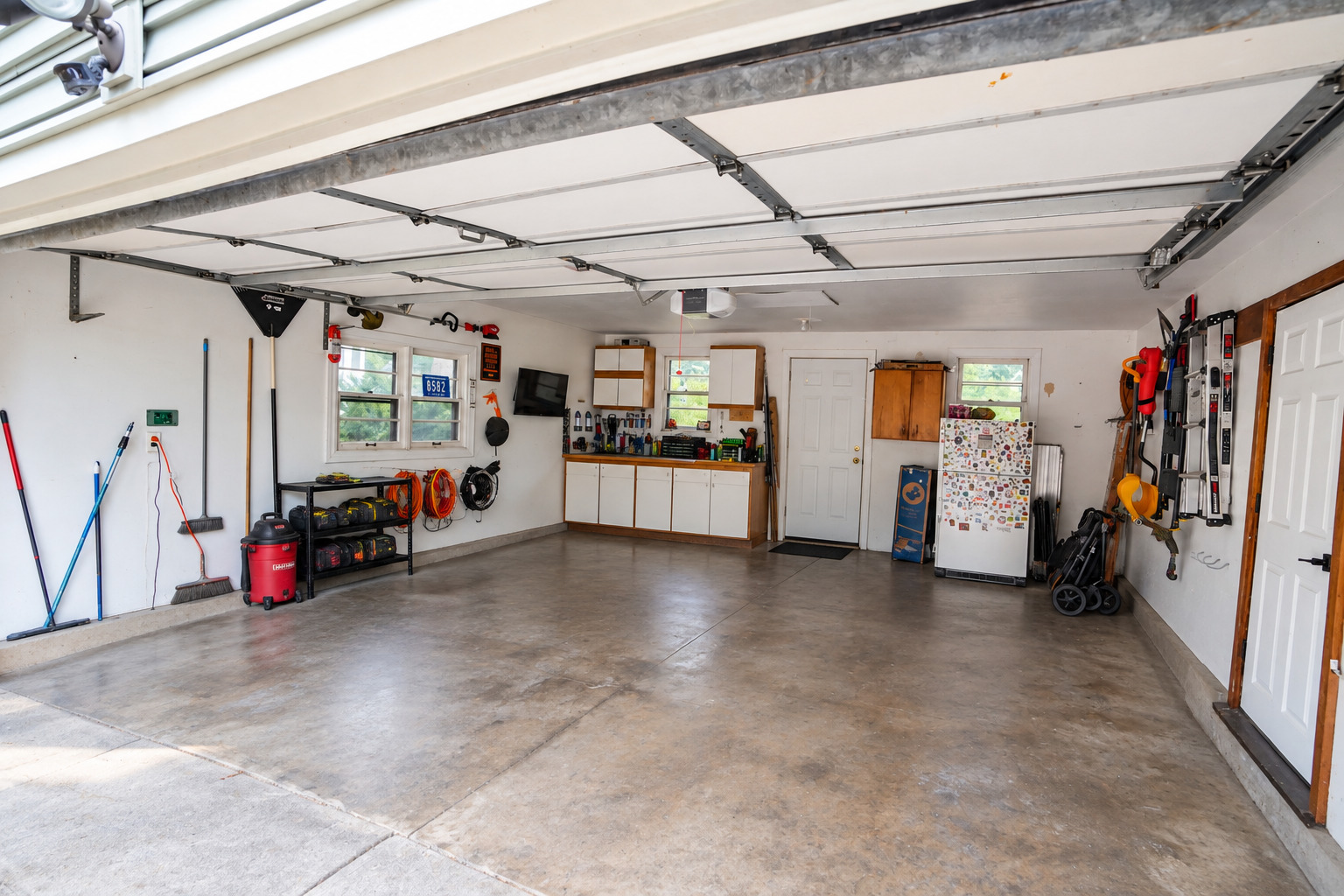 7302 Hillside Road Property Photo 21