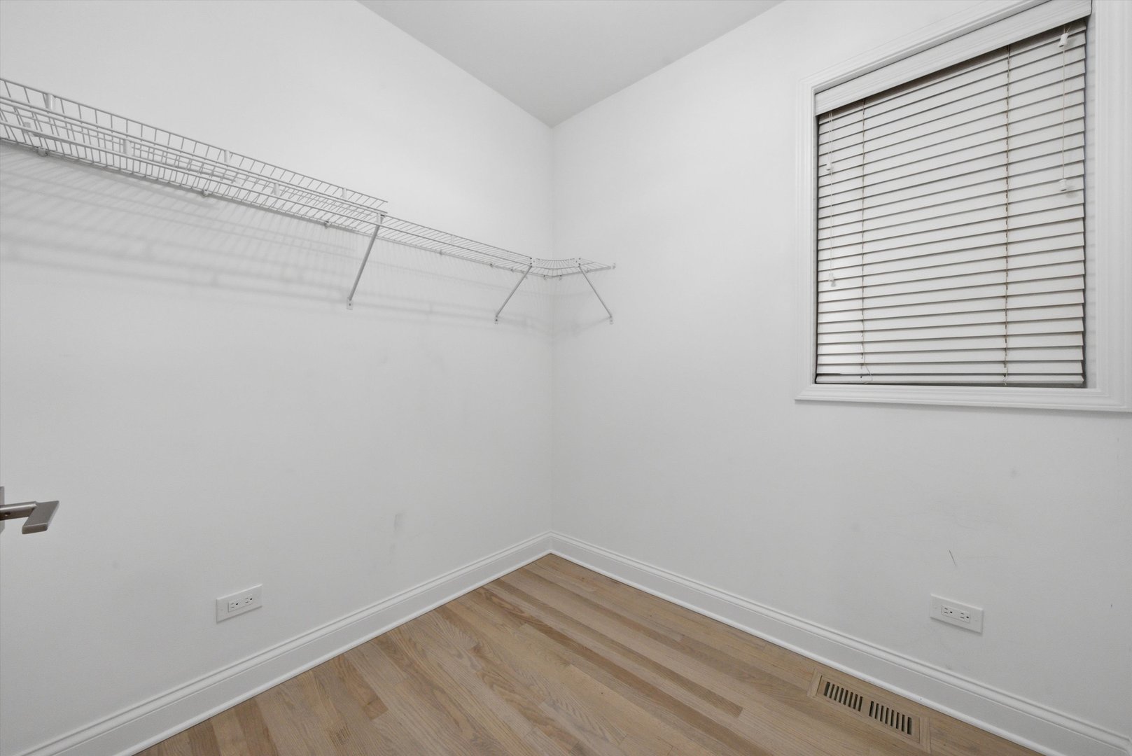 1457 W Fry Street 1 Property Photo 16