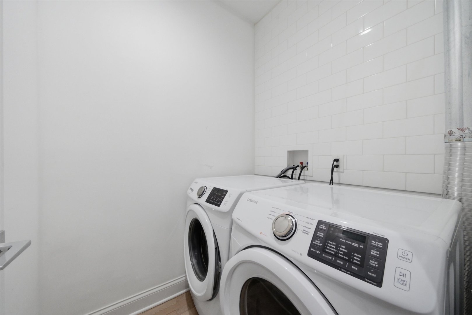 1457 W Fry Street 1 Property Photo 19