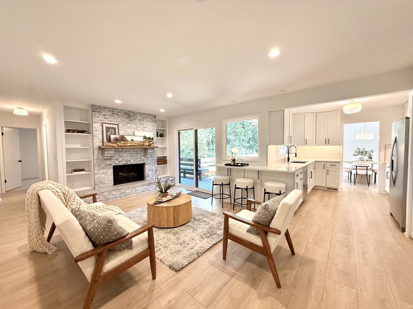 6814 Rhode Island Trail Property Photo 1