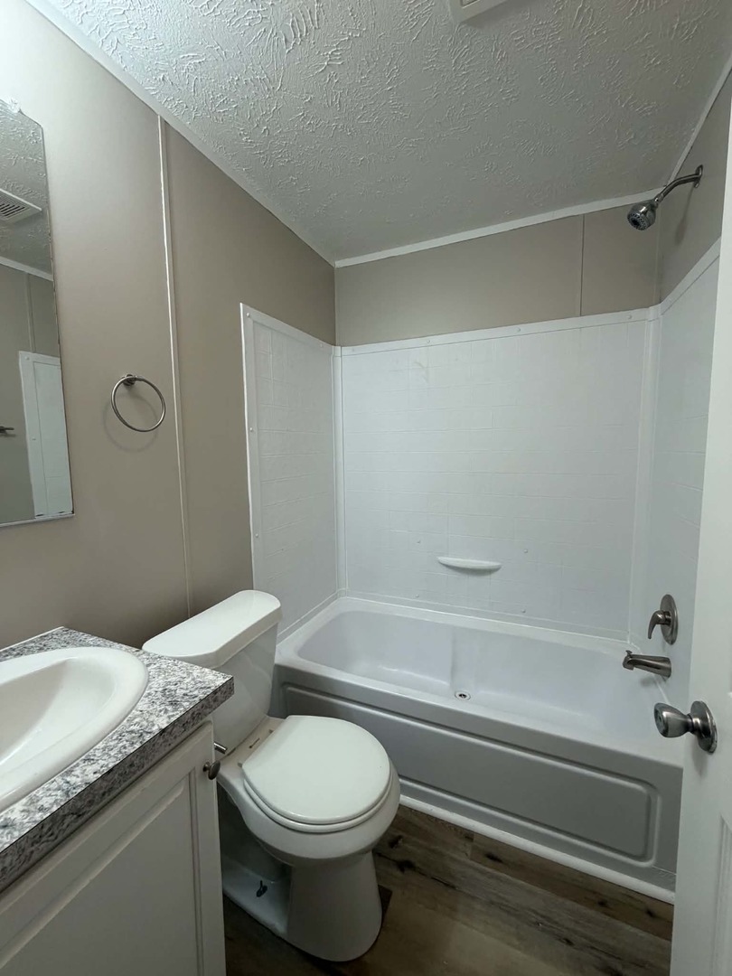 1301 Devils Glen Road 21 Property Photo 4