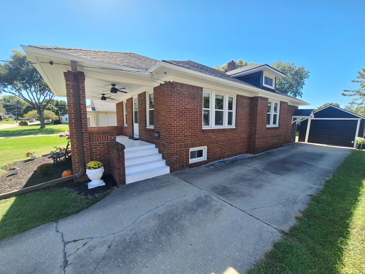 715 Catherine Street Property Photo 19