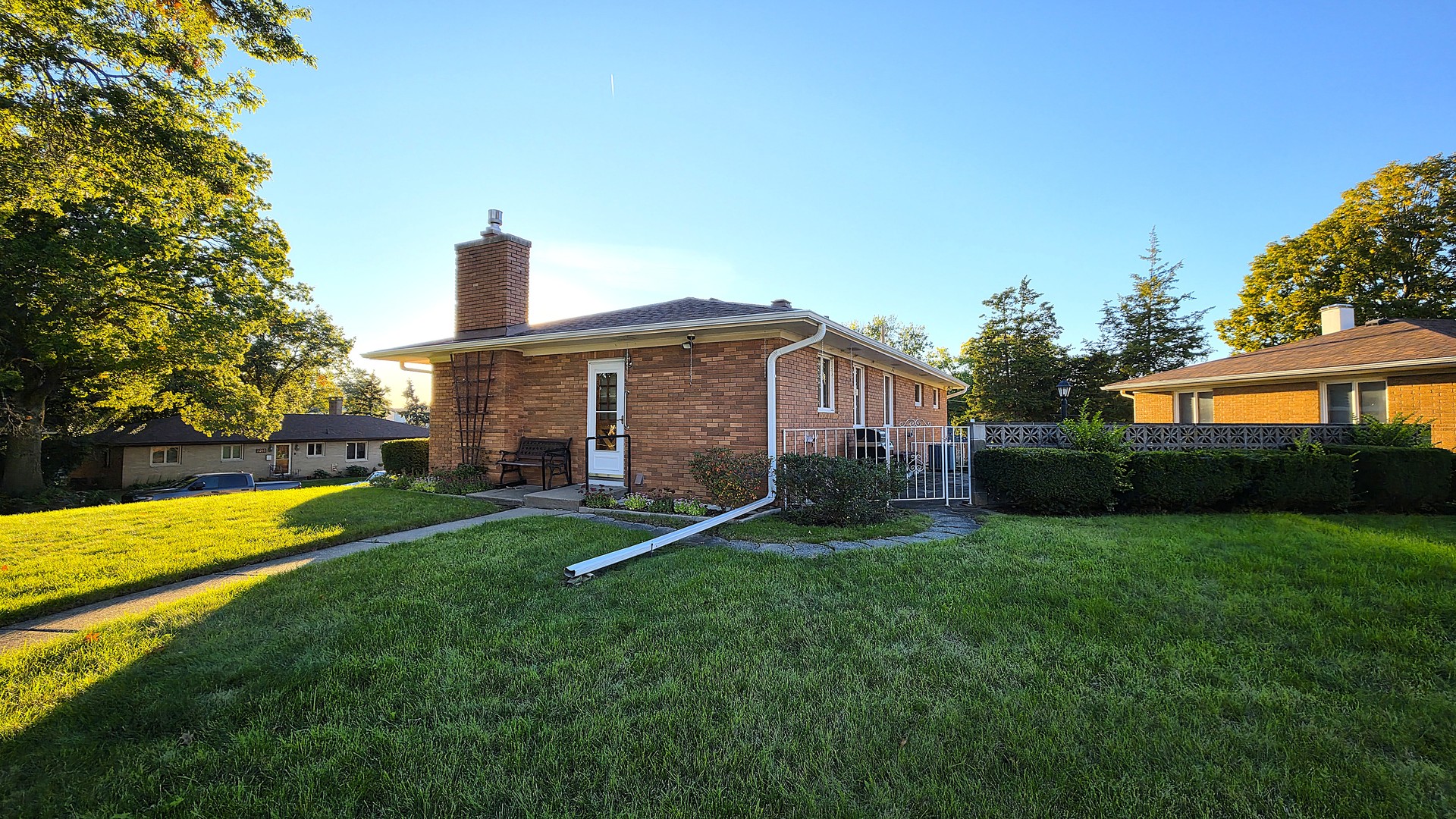 2214 W Hayes Street Property Photo 29