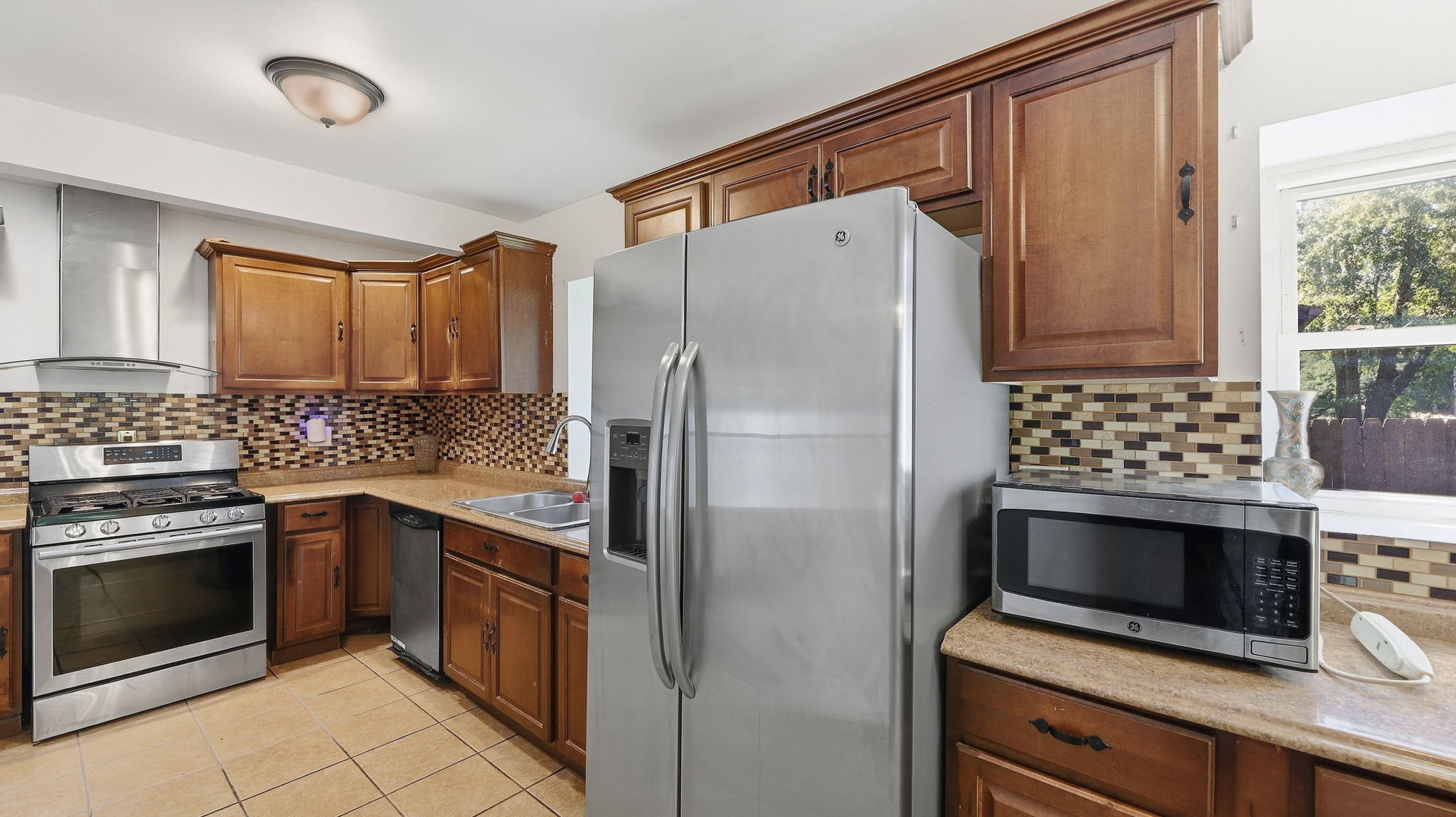 12775891 Property Photo 14