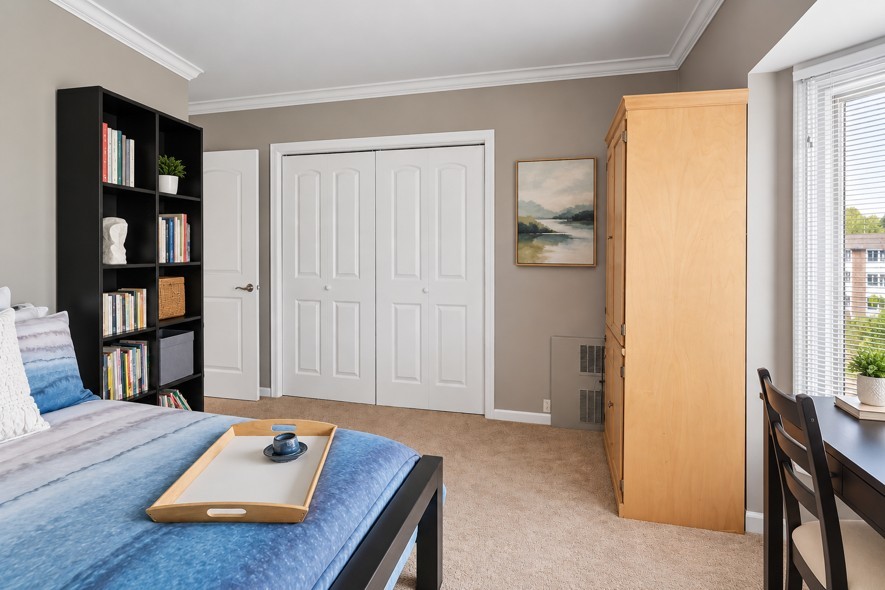 201 Thames Parkway 3a Property Photo 10