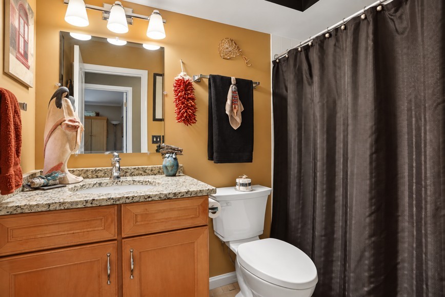 201 Thames Parkway 3a Property Photo 14