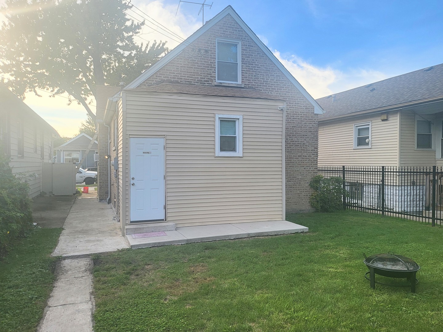 10145 S Perry Avenue Property Photo 18