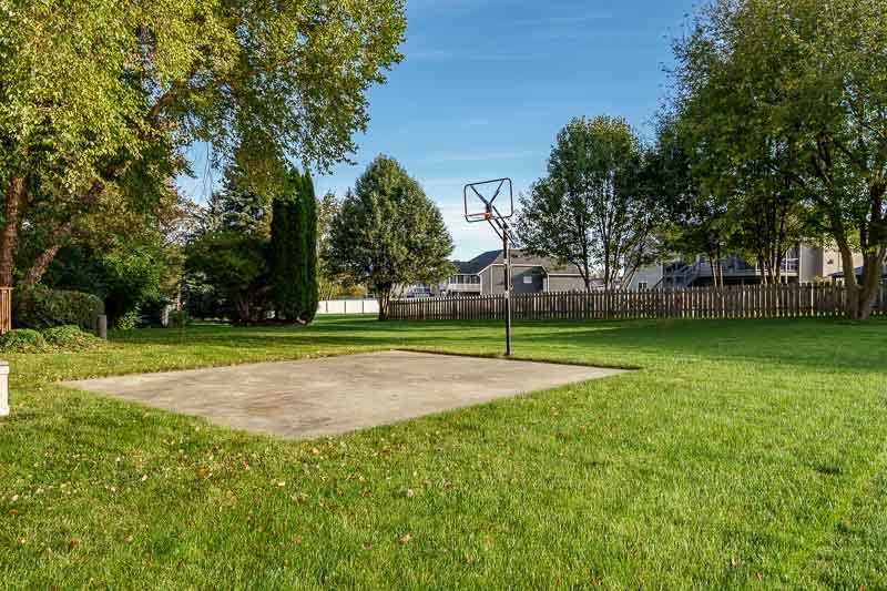 5331 Winners Circle Property Photo 5