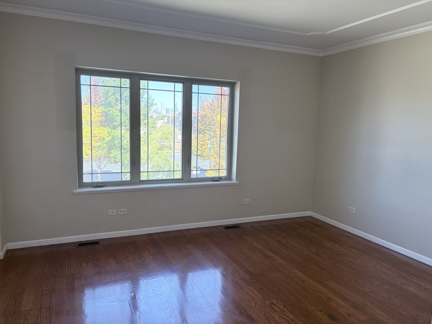 3505 S Parnell Avenue B Property Photo 18