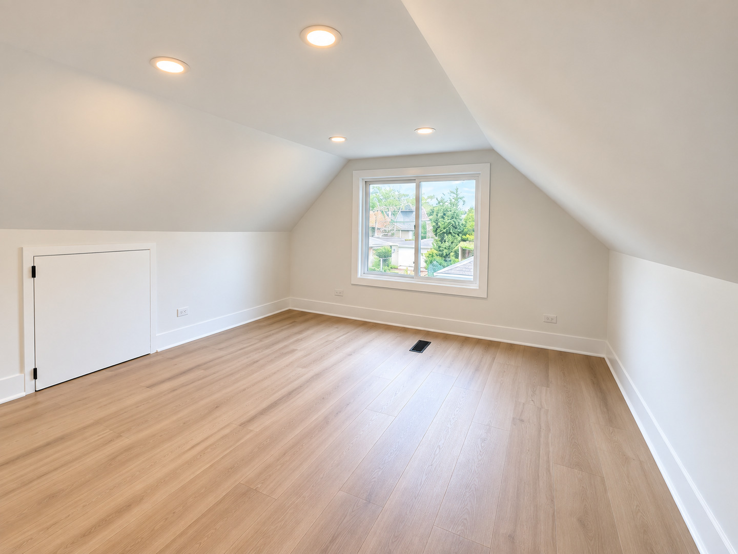8332 S Oglesby Avenue Property Photo 18
