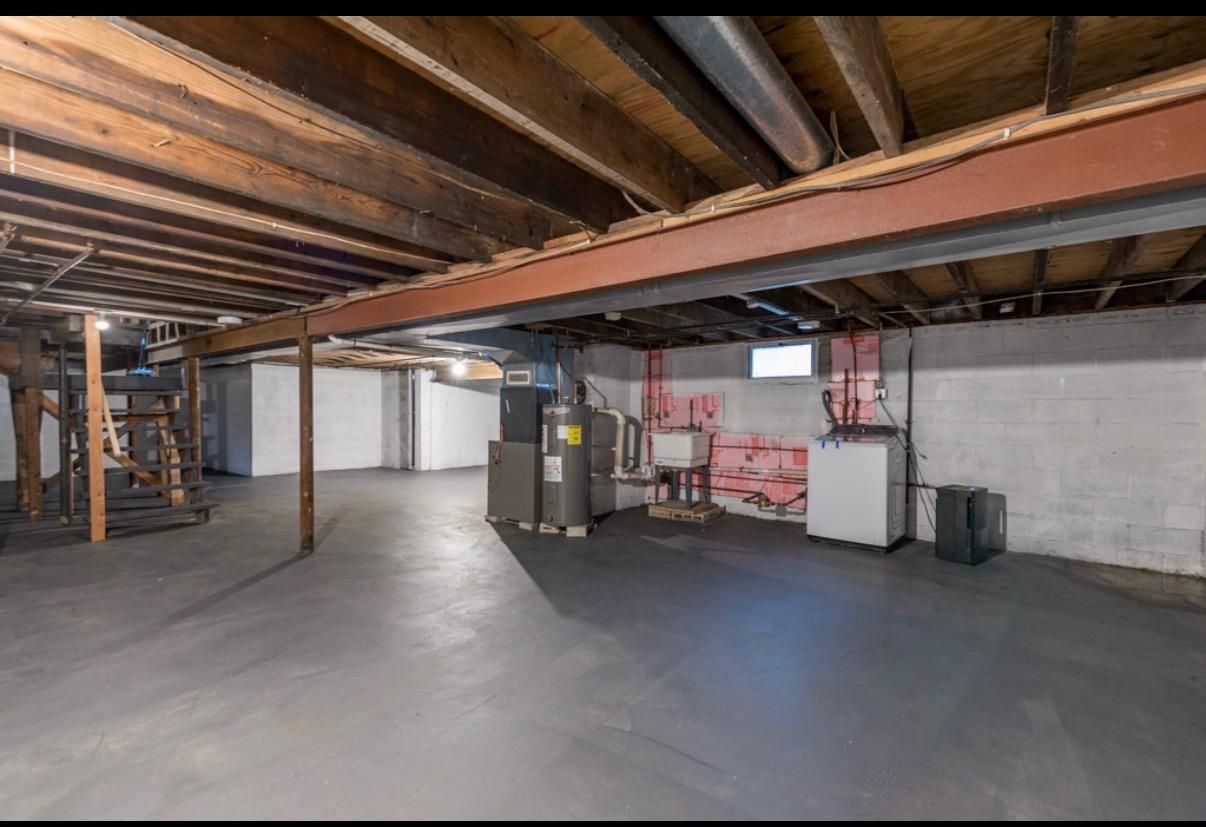 1414 Yale Avenue Property Photo 23