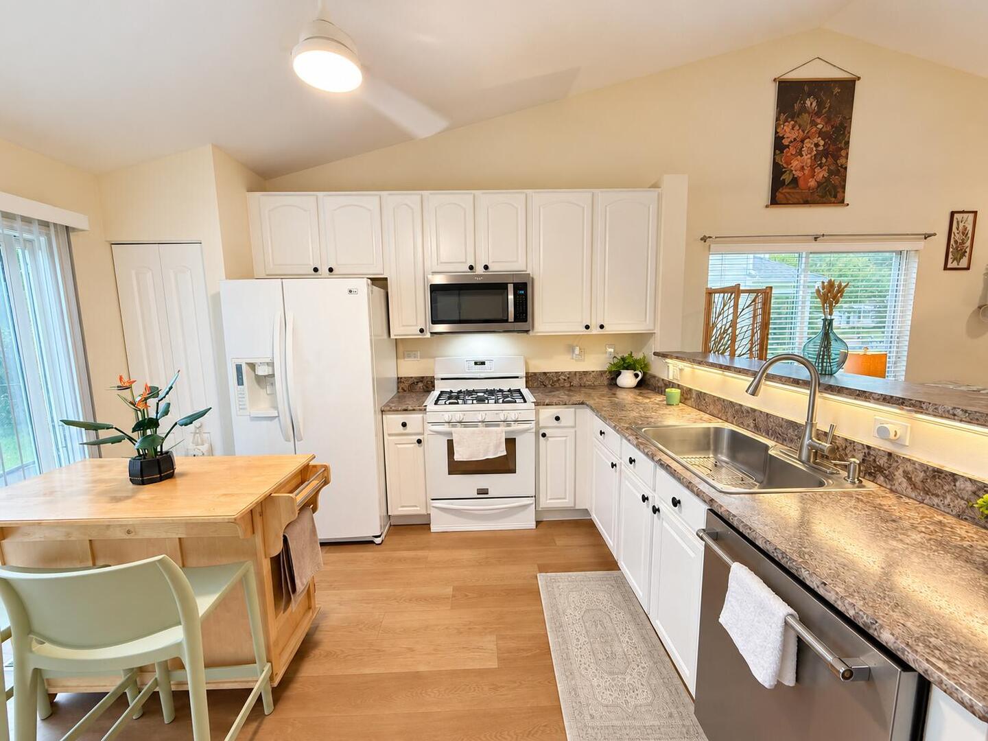 757 S Aldridge Lane Property Photo 15