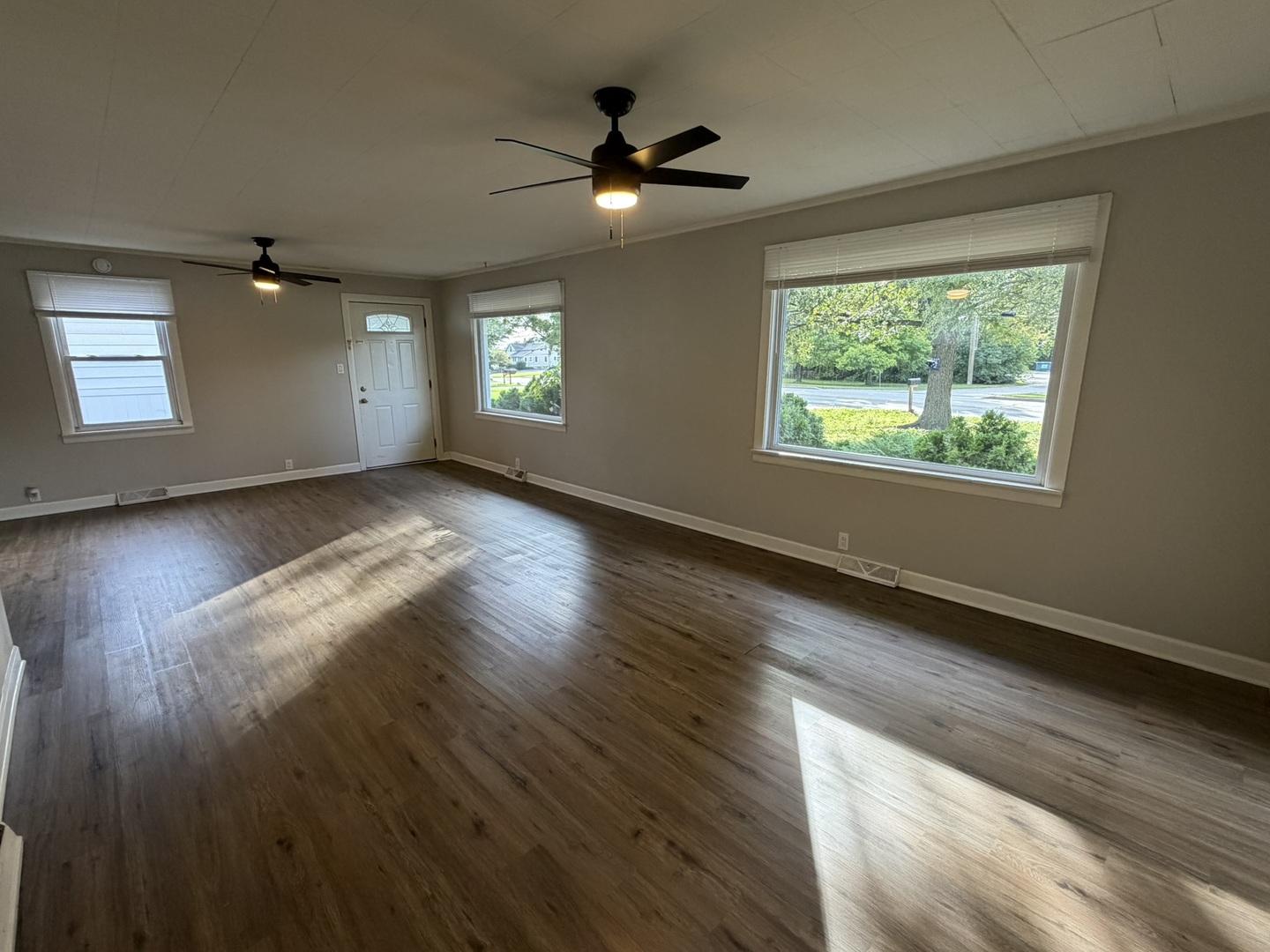 620 N State Street Property Photo 5