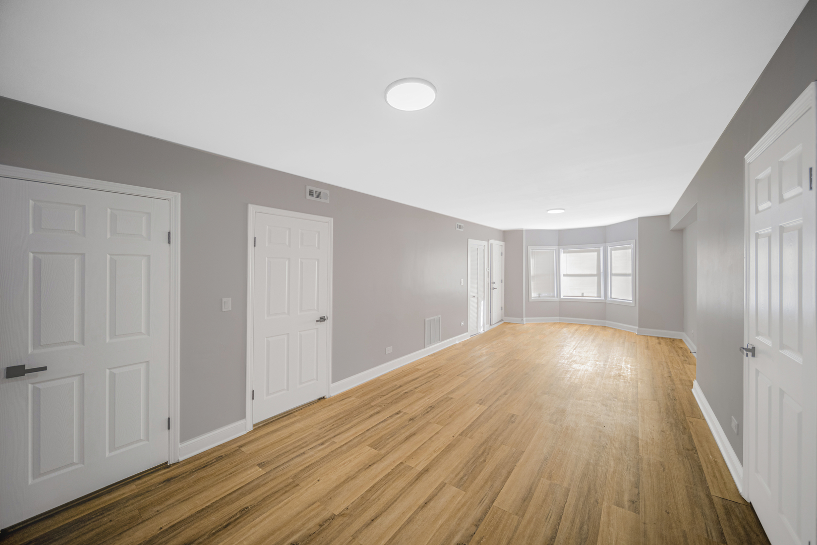 6438 S Saint Lawrence Avenue Property Photo 10