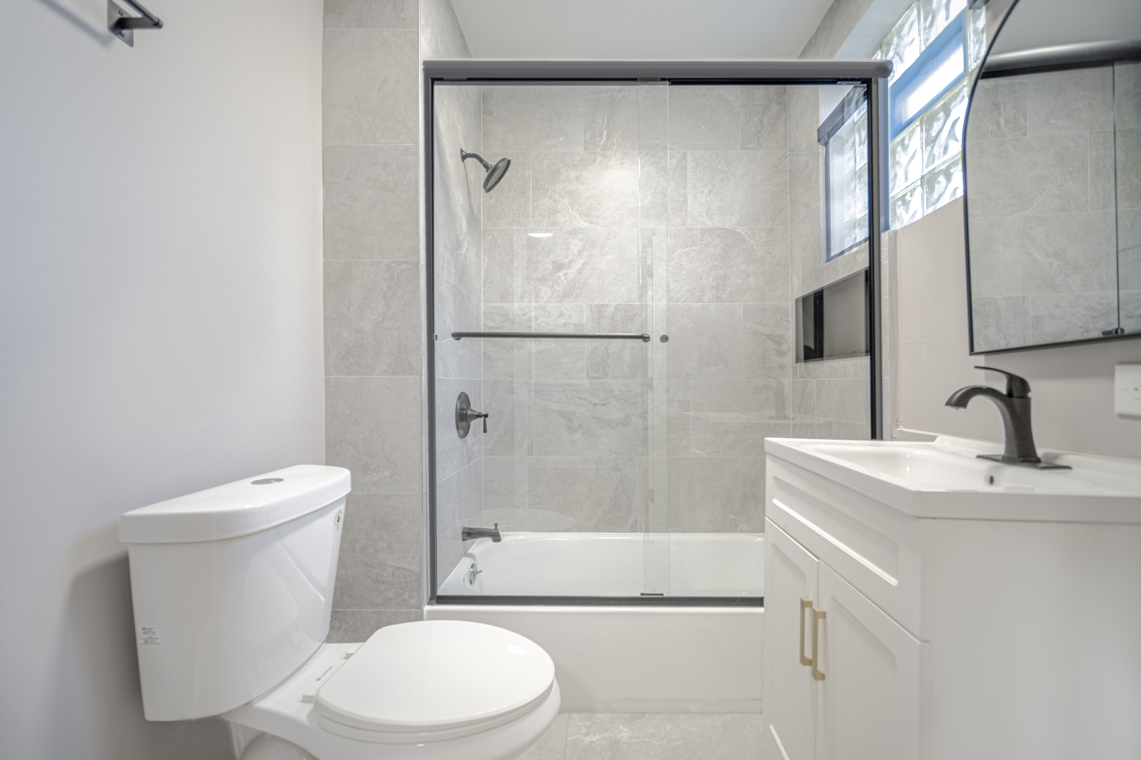 6438 S Saint Lawrence Avenue Property Photo 18