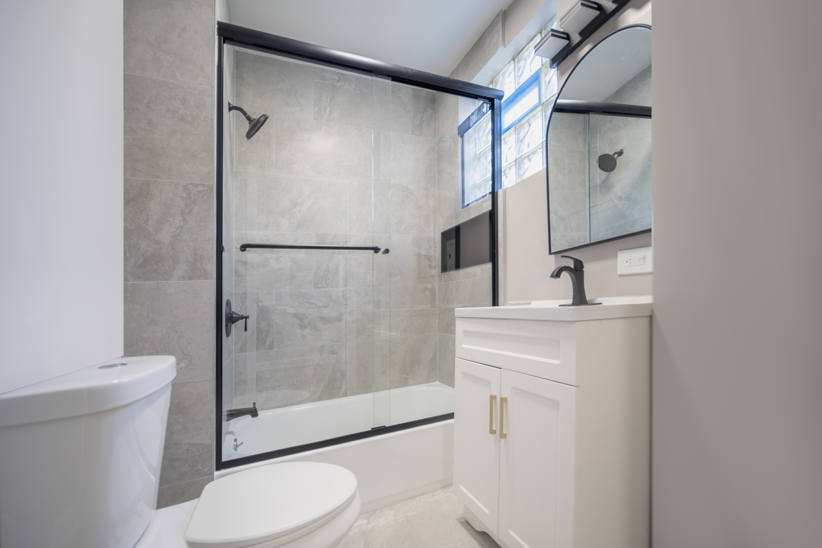 6438 S Saint Lawrence Avenue Property Photo 19