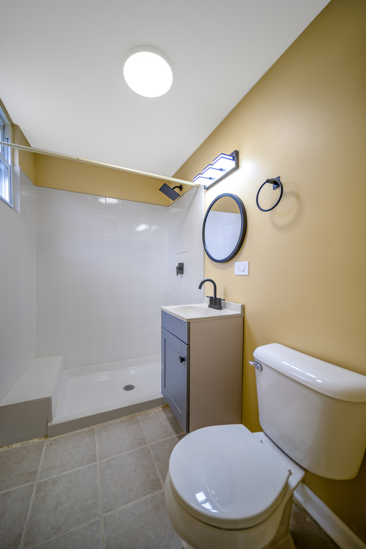 6438 S Saint Lawrence Avenue Property Photo 31