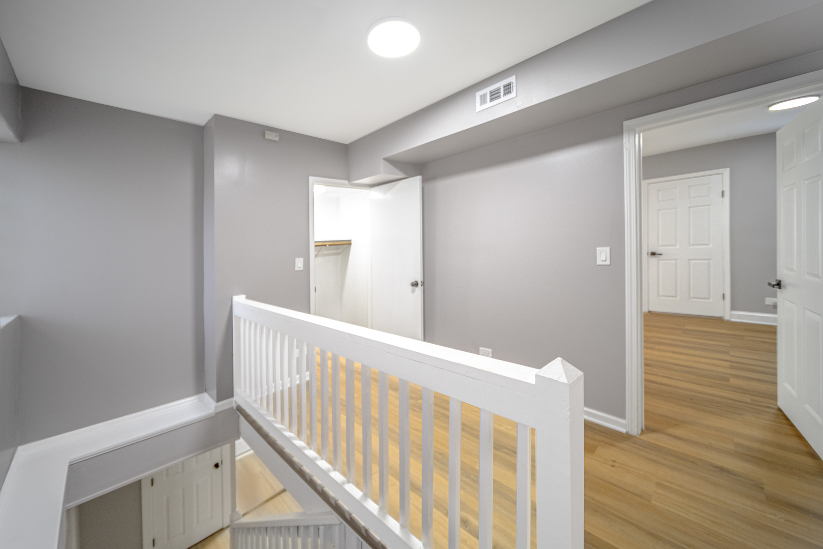 6438 S Saint Lawrence Avenue Property Photo 36