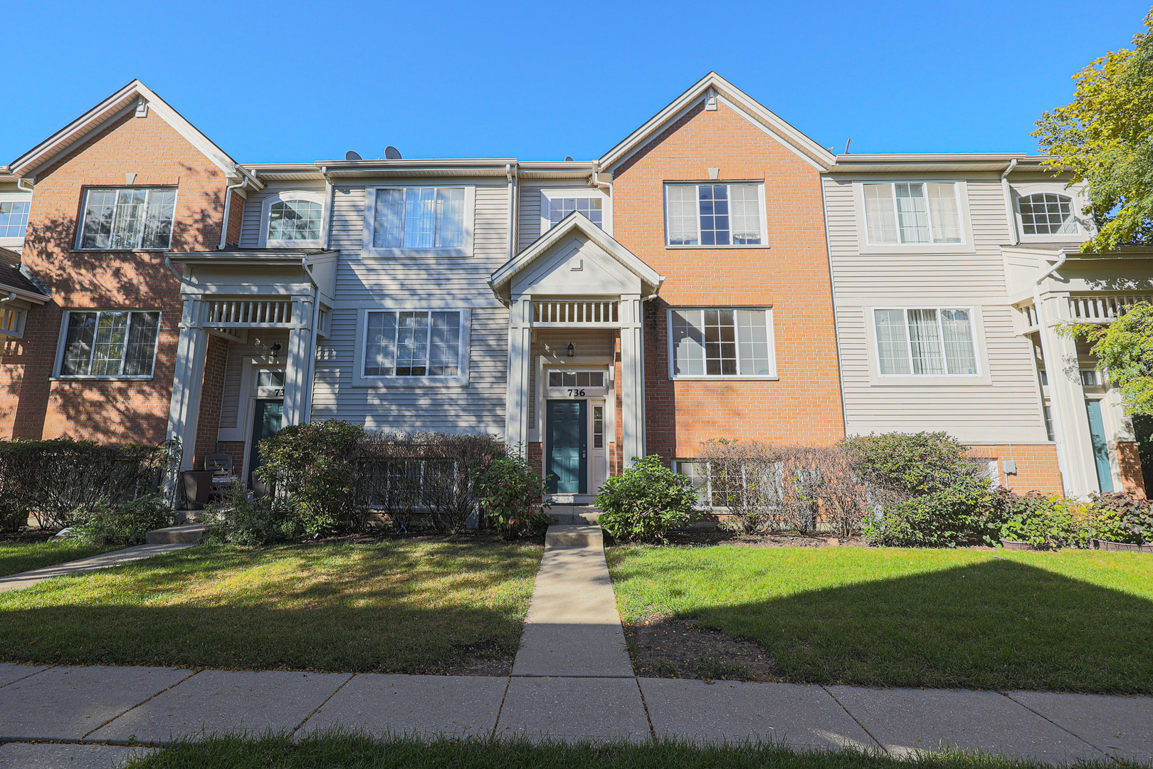 736 Hanbury Drive