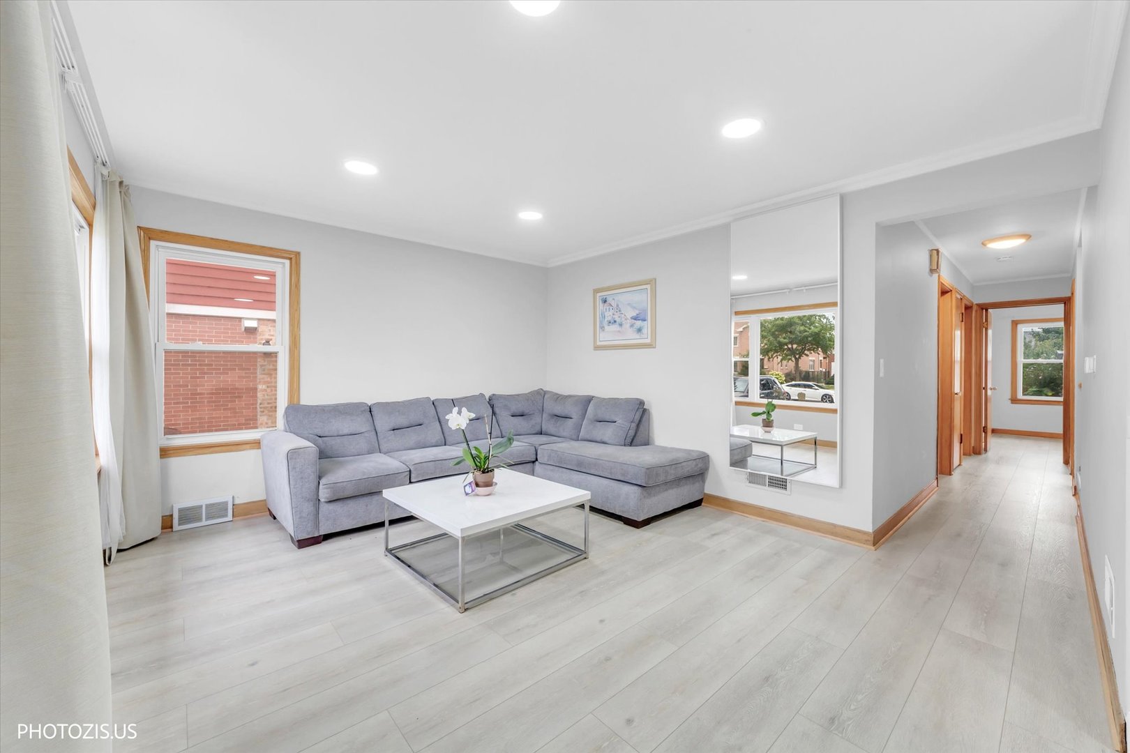 7408 W Argyle Street Property Photo 4