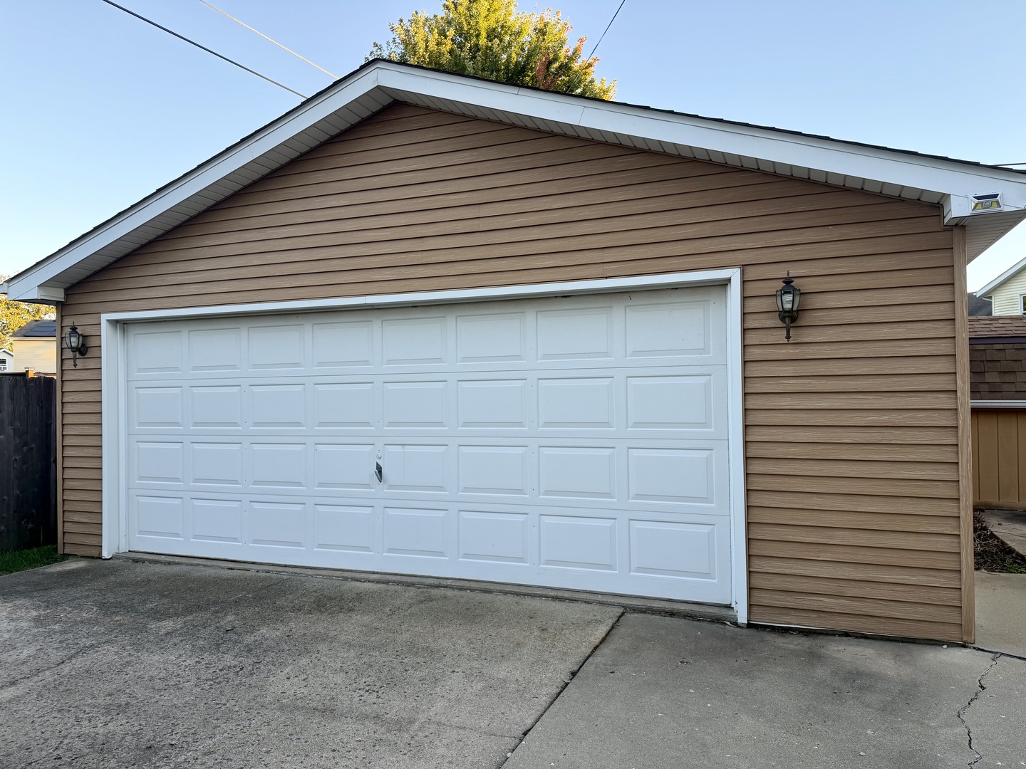 1101 4h Road Property Photo 3
