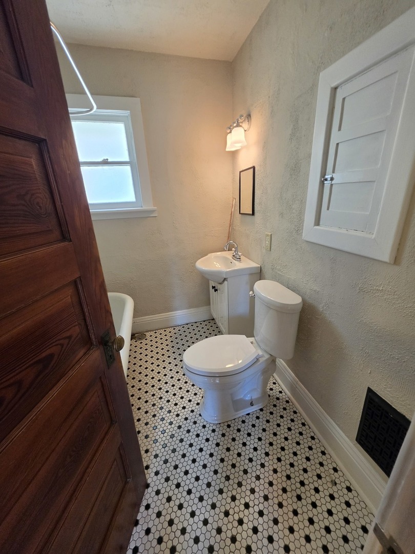 309 Center Cross Street Property Photo 11
