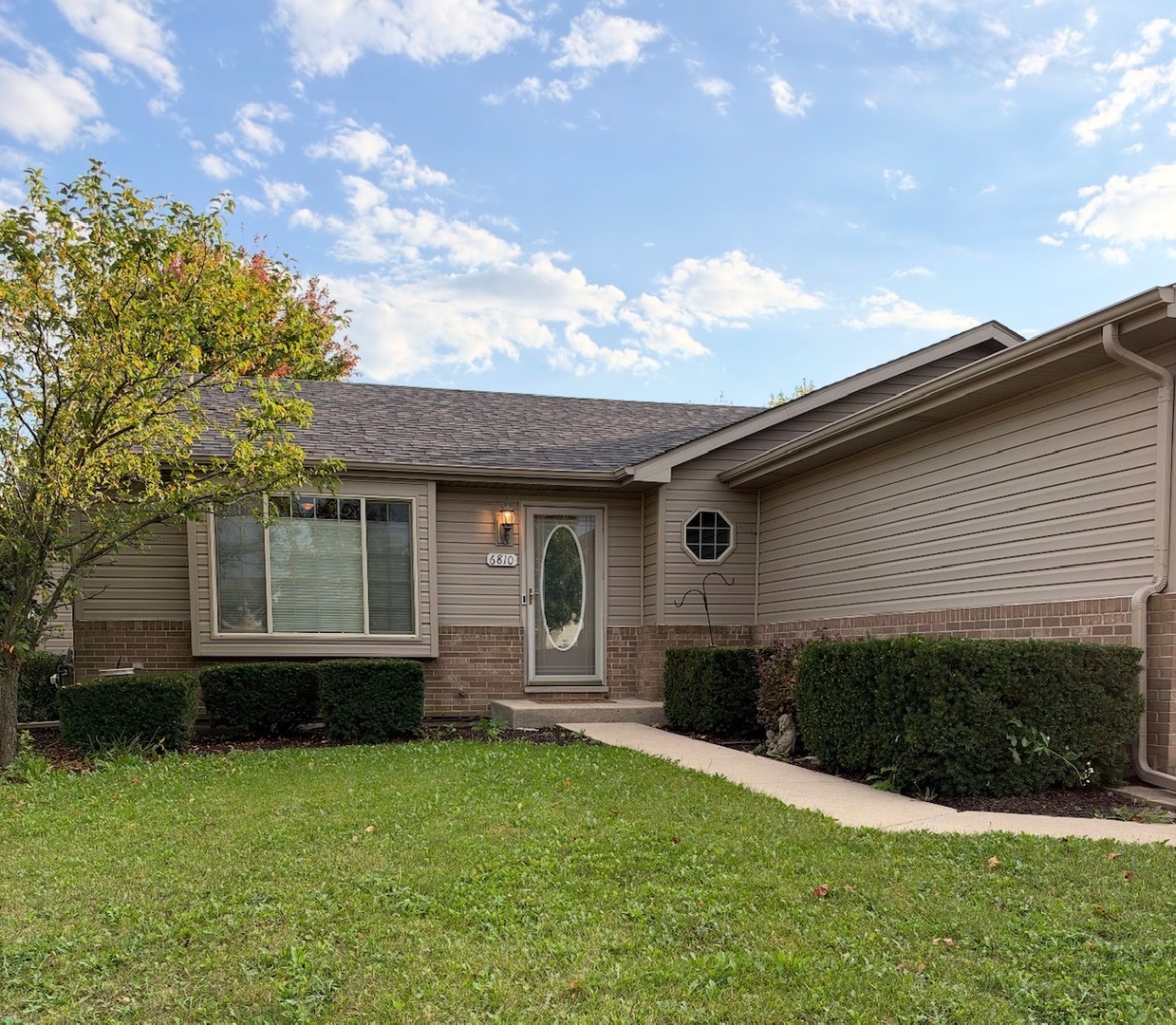 6810 Hadrian Drive Property Photo 2