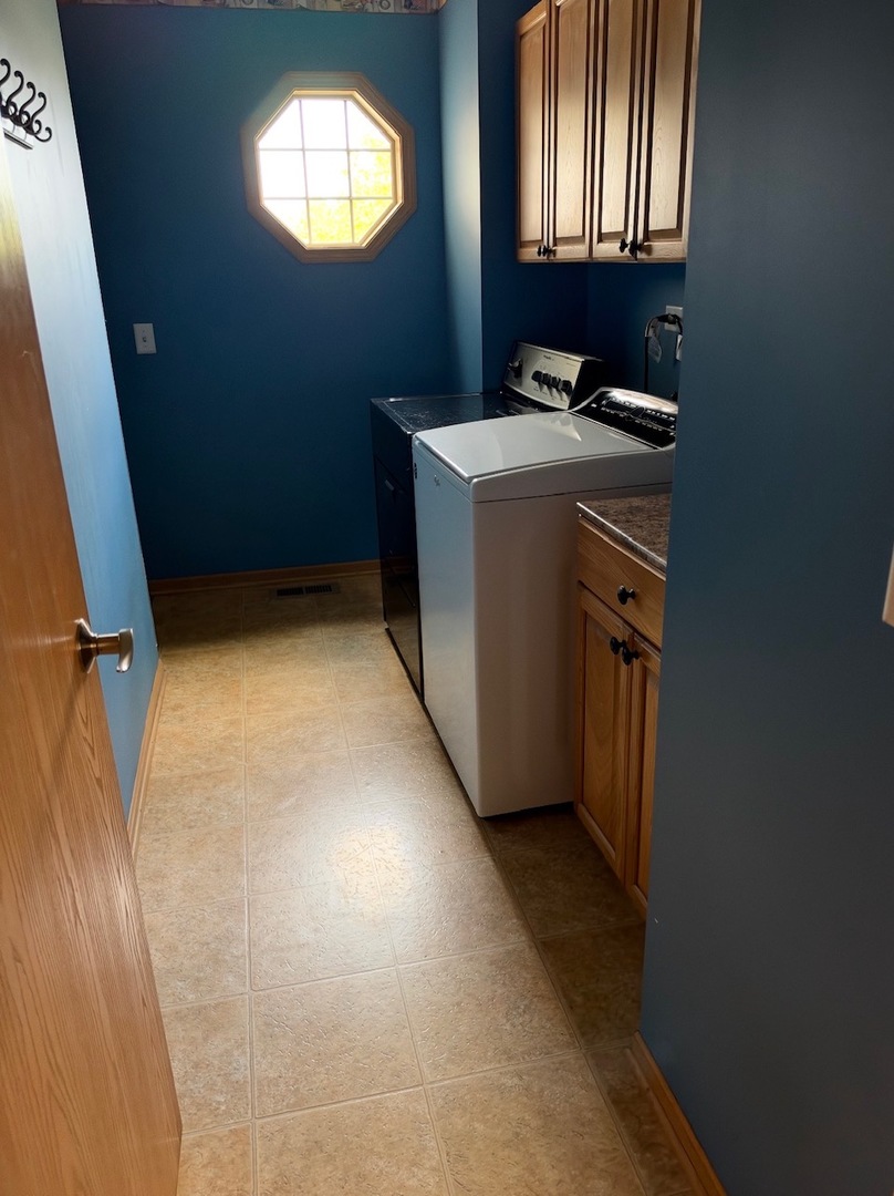 6810 Hadrian Drive Property Photo 11