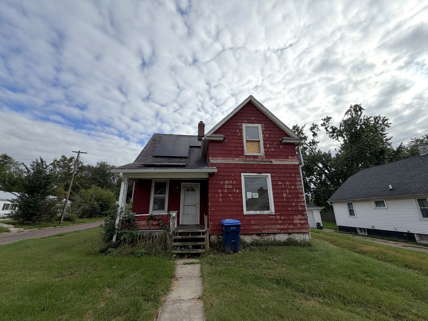 837 Rockwell Street Property Photo 1