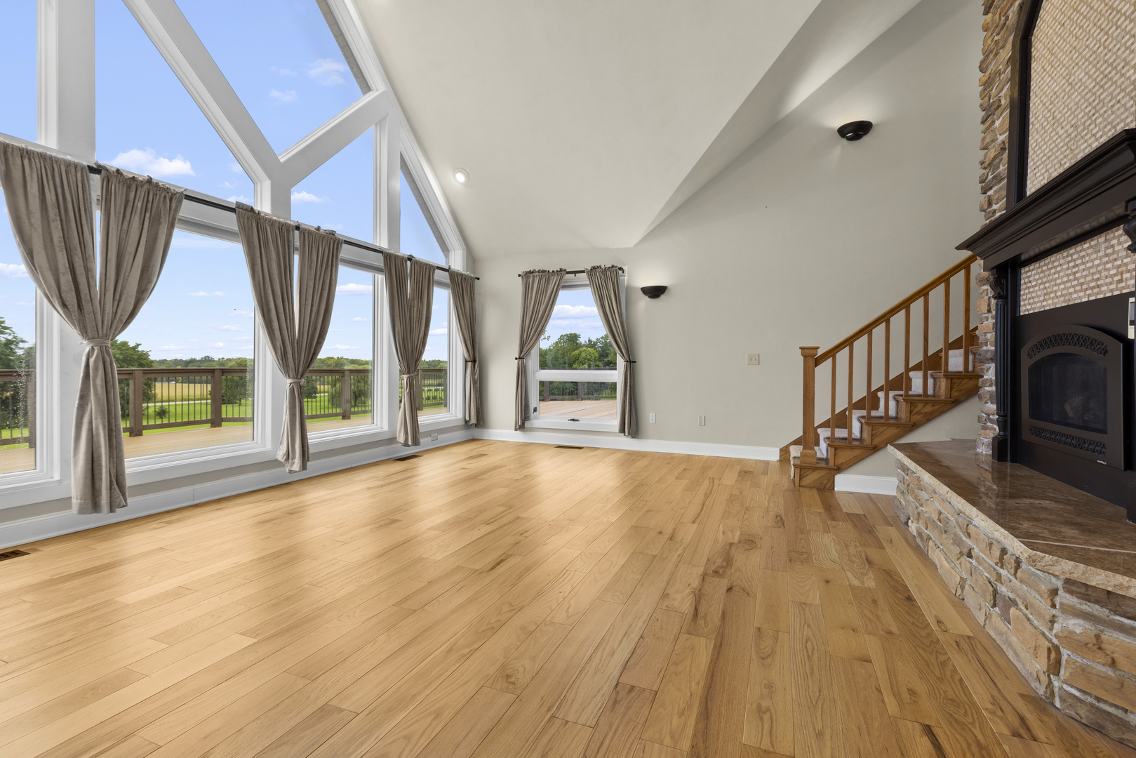14949 Saunders Road Property Photo 10